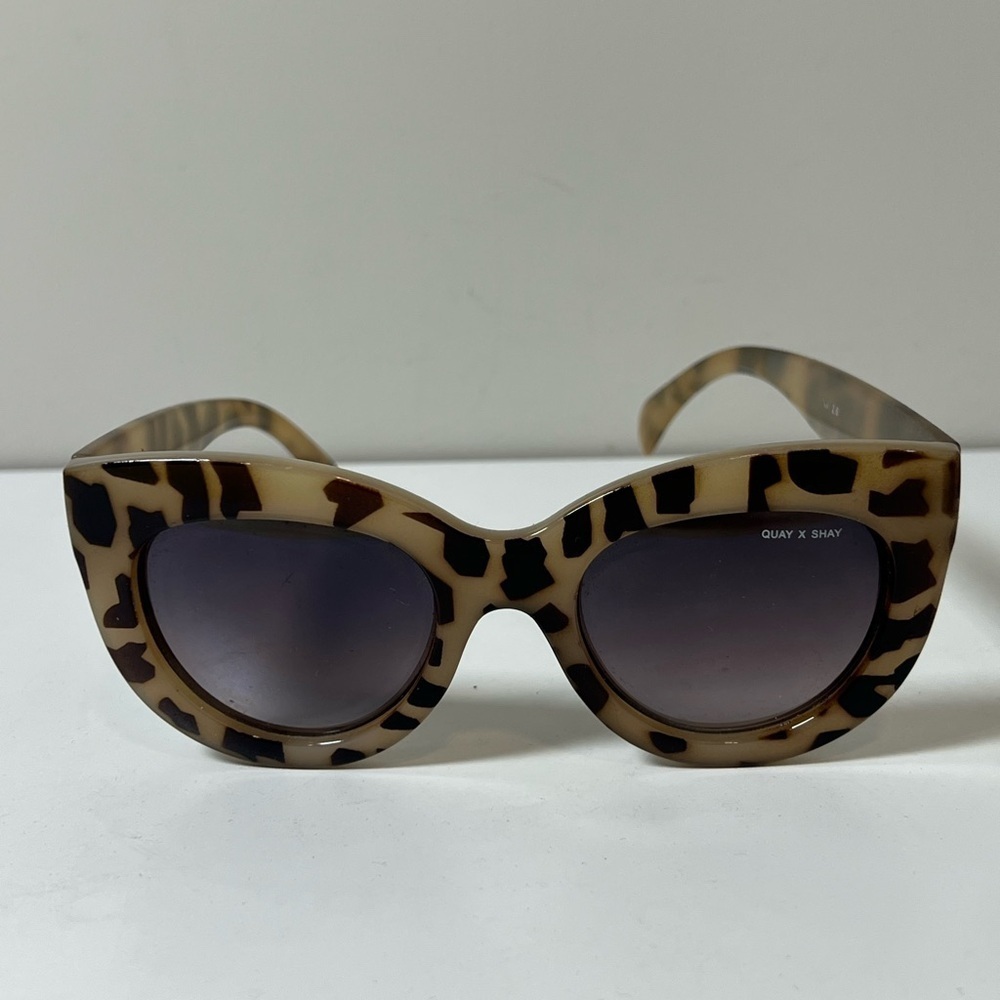QUAY x SHAY Jinx Nomadchic Mitchell Sunglasses Desert Leopard MCM Glasses EUC - Picture 3 of 11